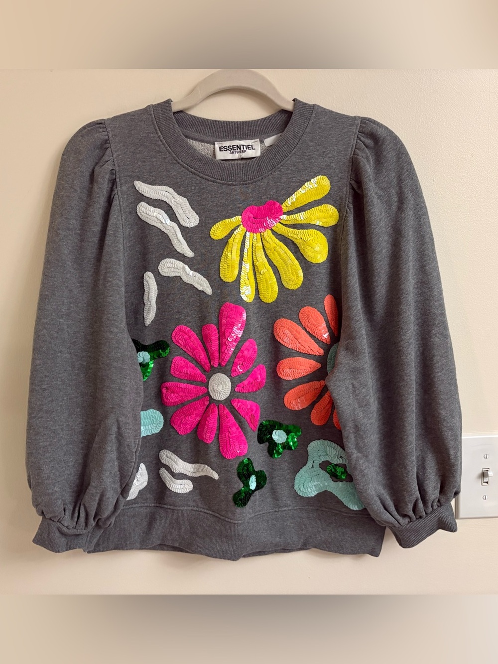 Essentiel Antwerp Hun Flower Sequin Sweatshirt top M Organic Cotton dopamine art